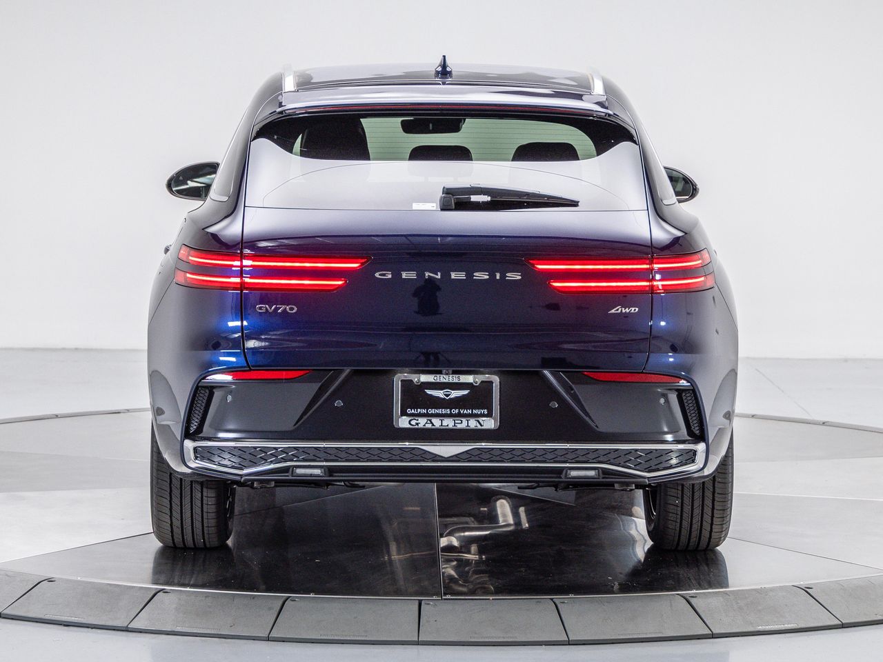 2026 Genesis GV70 2.5T Select photo 4