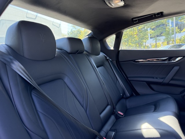 2022 Maserati Quattroporte Modena Q4 photo 19