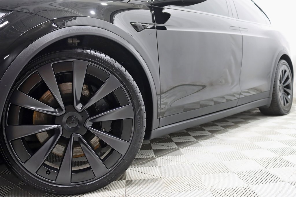 2023 Tesla Model X Plaid photo 4