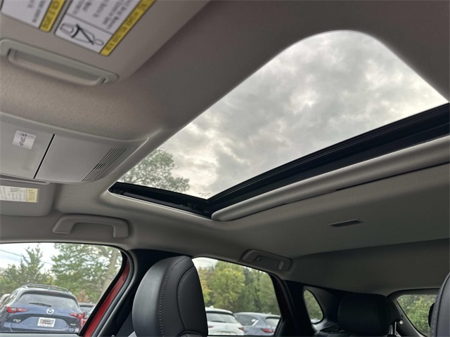 2025 Mazda CX-30 2.5 S Preferred photo 4