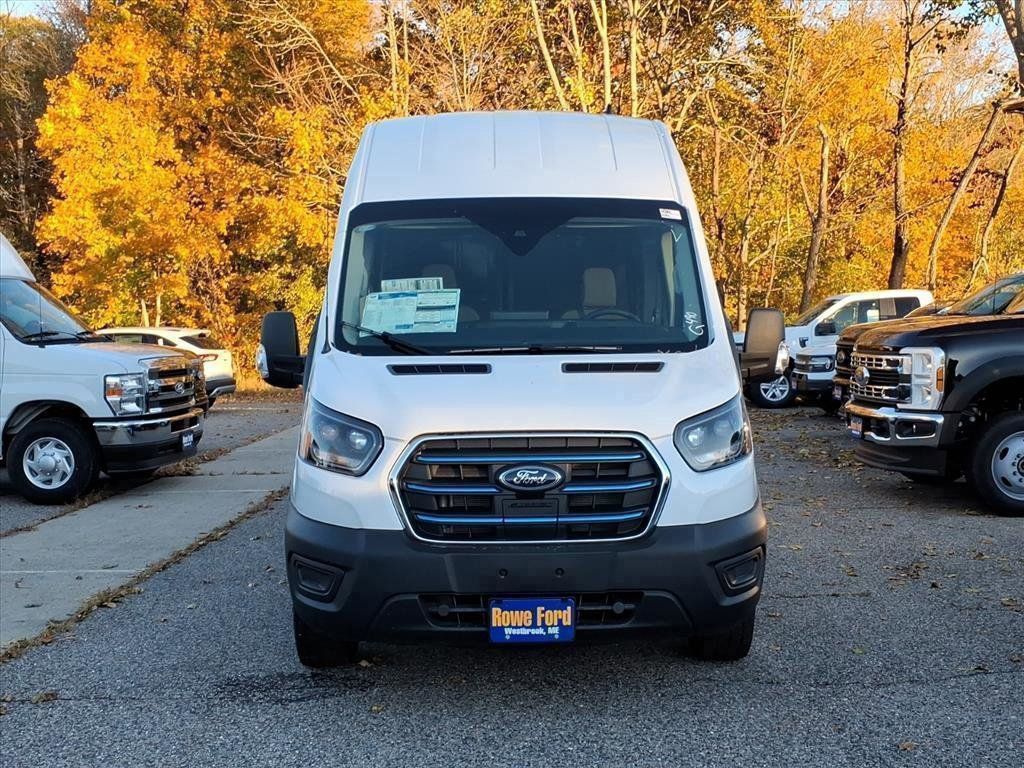 2025 Ford Transit photo 18