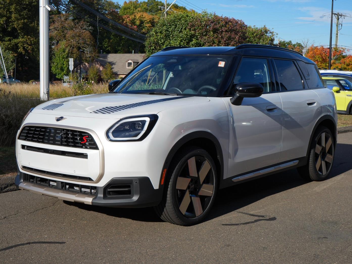 2026 MINI Countryman S's photo