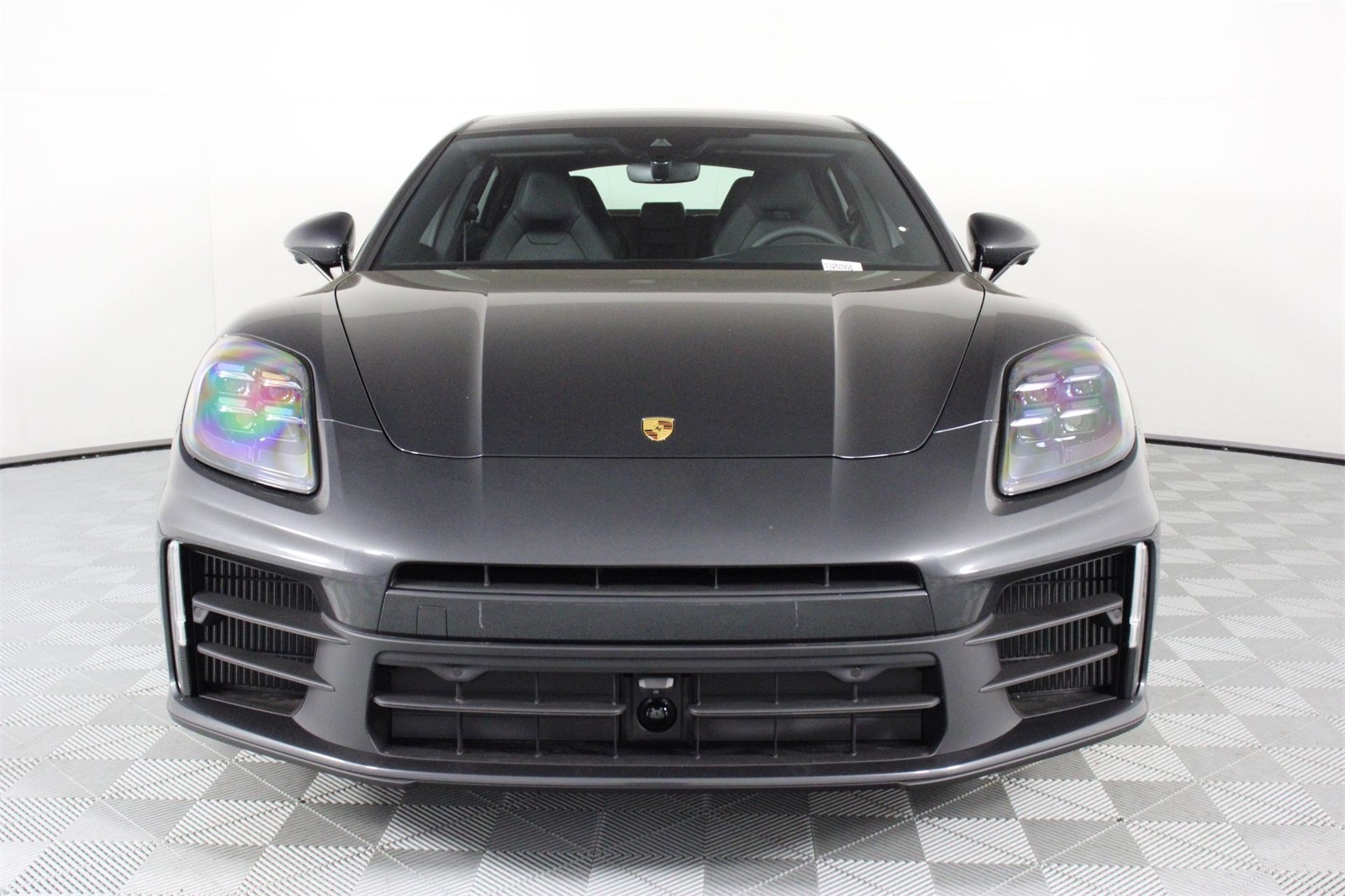 2025 Porsche Panamera 4 photo 10