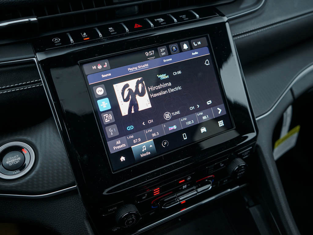 2025 Jeep Grand Cherokee Laredo X photo 22