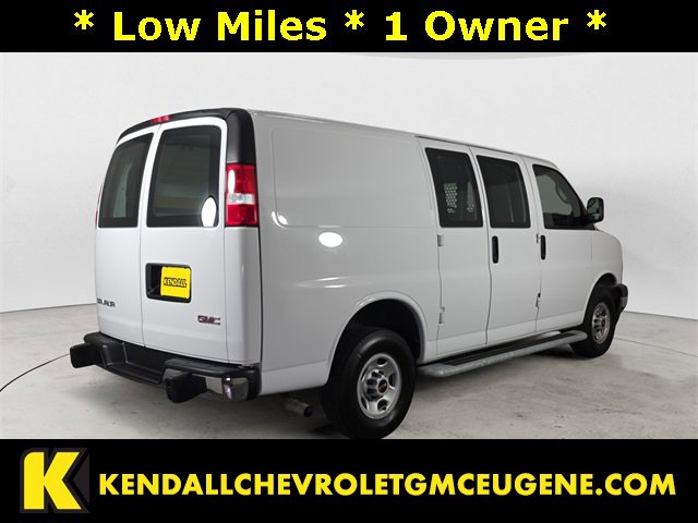 2024 Gmc Savana Cargo 2500 photo 4