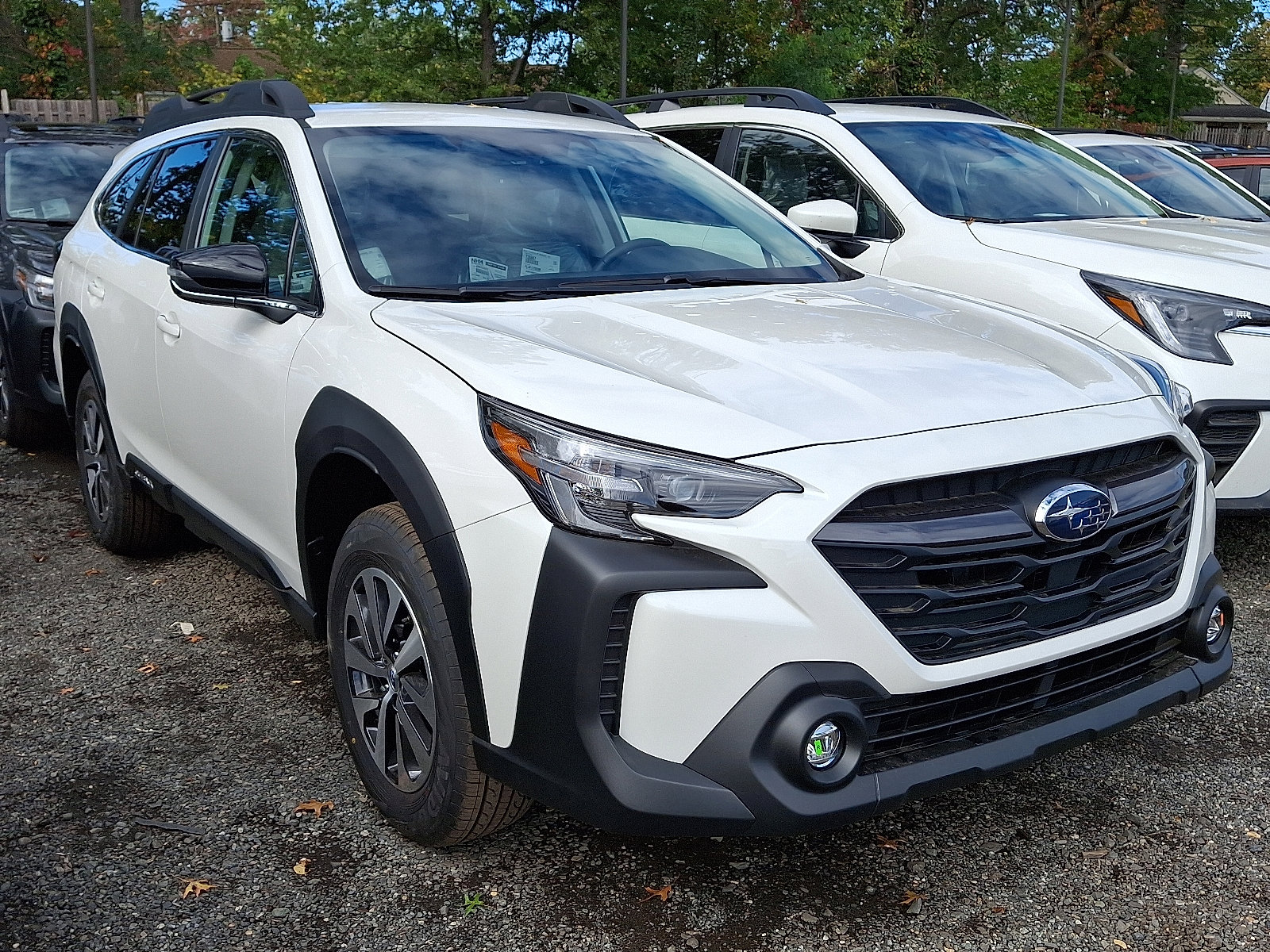 2025 Subaru Outback Premium photo 2