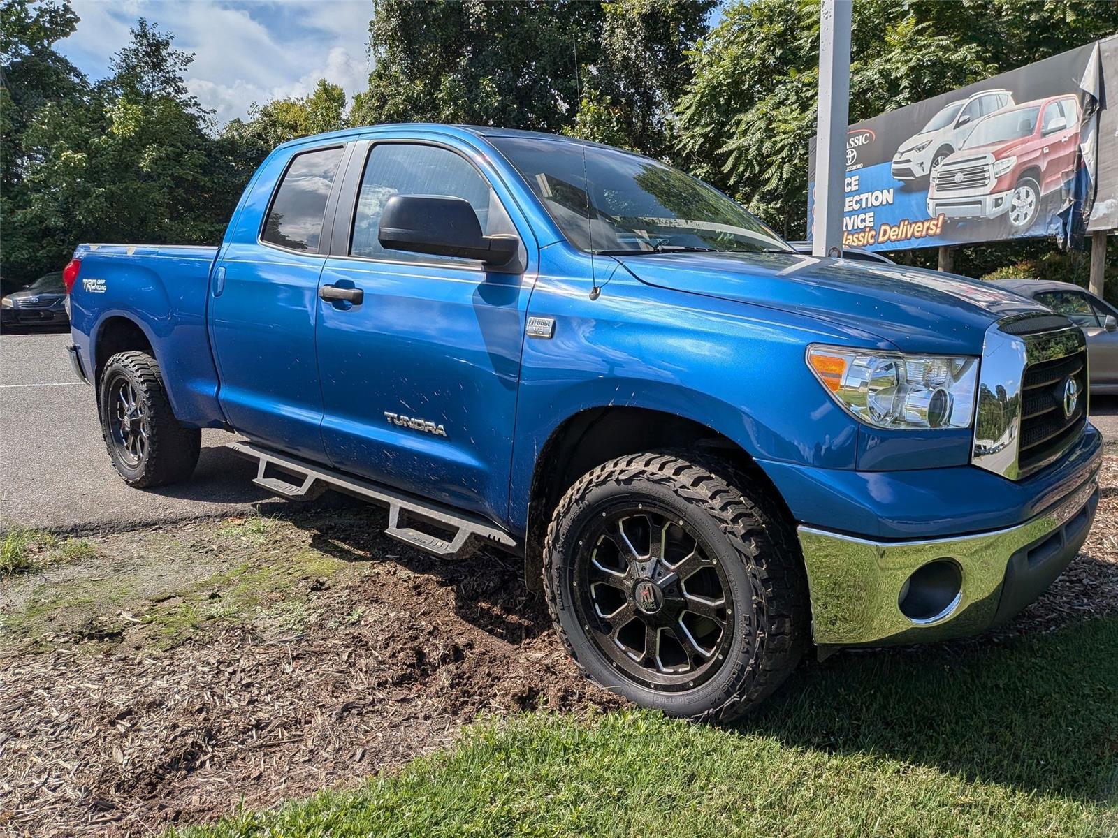 2008 Toyota Tundra SR5 Double Cab photo 2