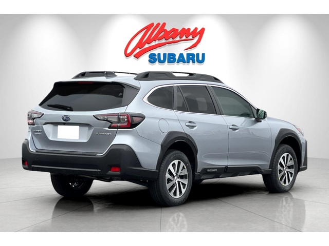 2025 Subaru Outback Premium photo 2