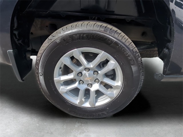 2023 Chevrolet Silverado 1500 LT photo 9