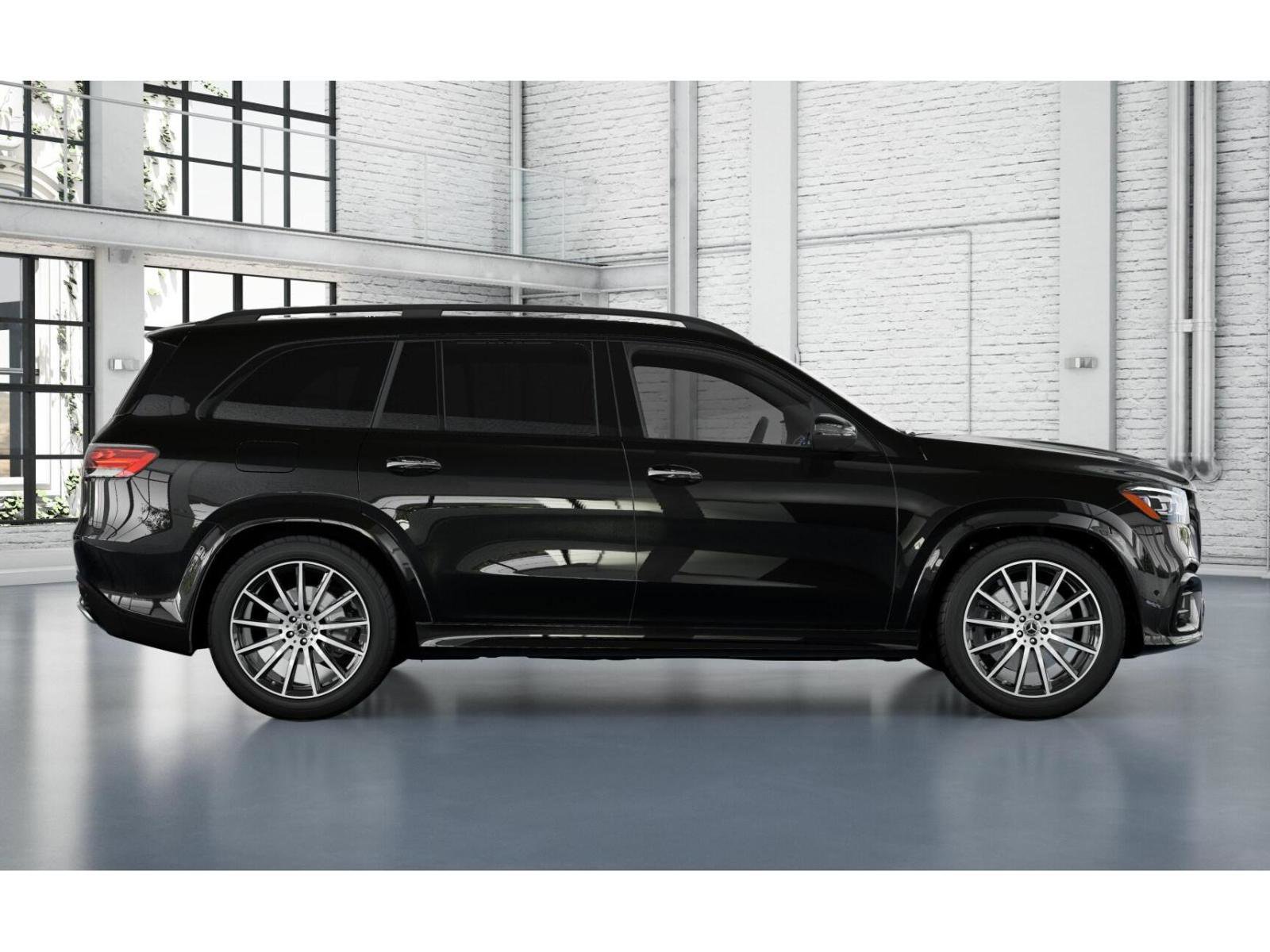 2025 Mercedes Benz GLS 450 4MATIC photo 2