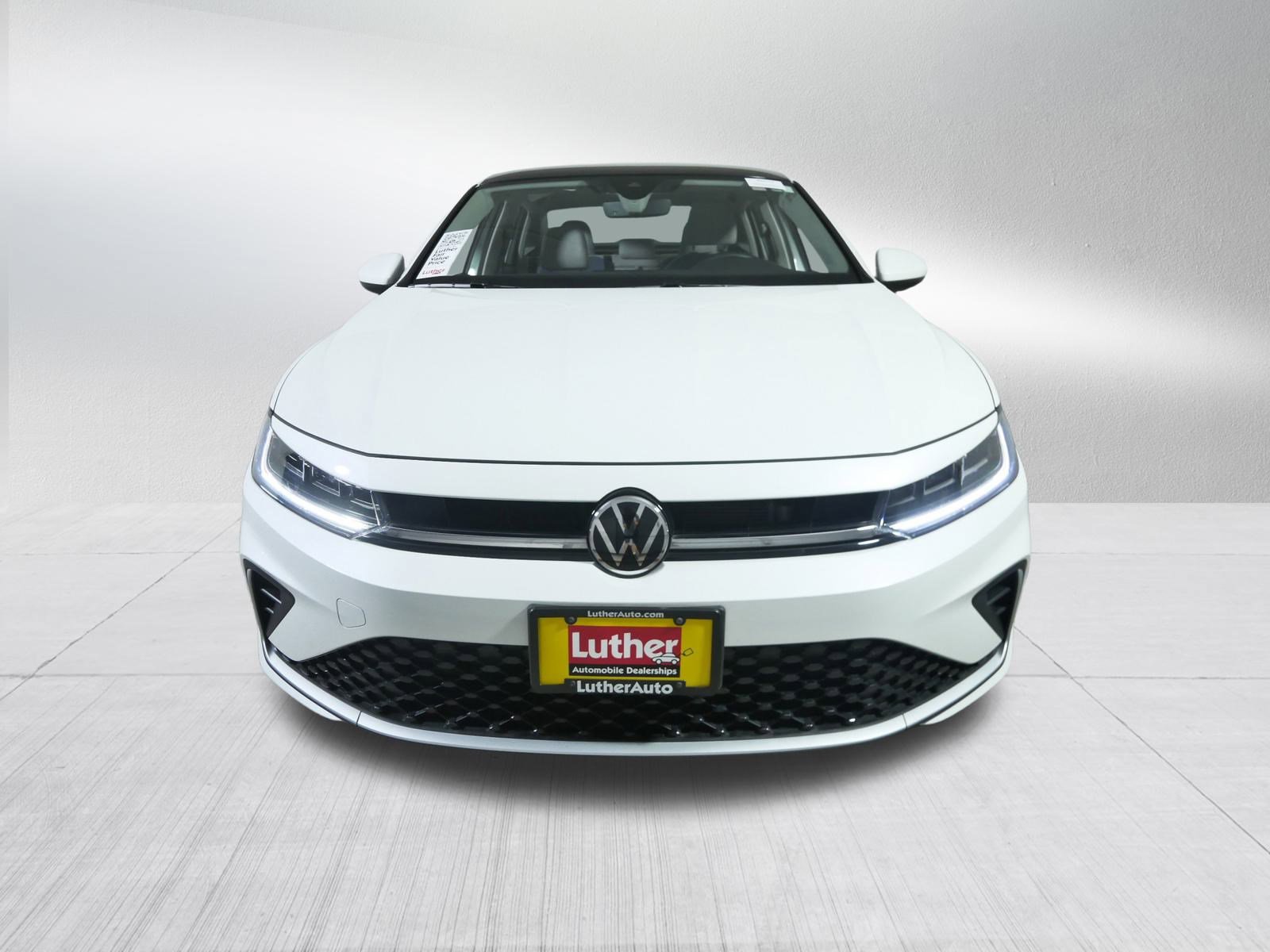 Used 2025 Volkswagen Jetta SE with VIN 3VW7X7BU6SM041829 for sale in Brooklyn Center, Minnesota
