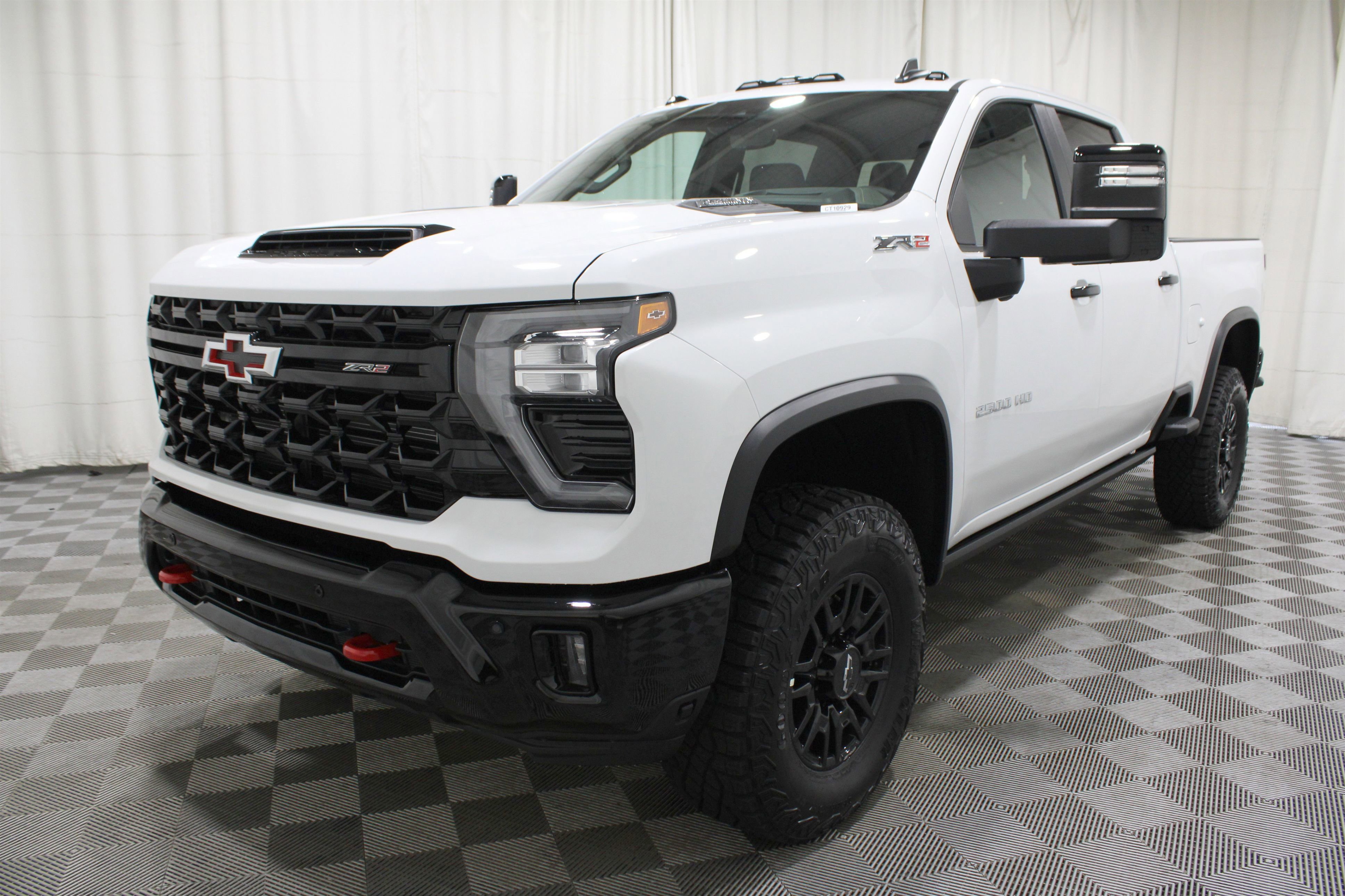 2025 Chevrolet Silverado 2500HD ZR2 photo 31
