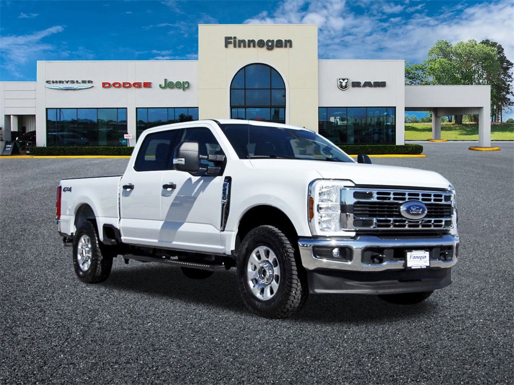 2024 Ford F-250 Super Duty XLT's photo