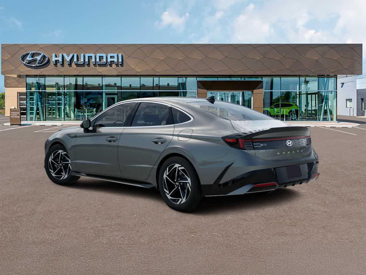 2026 Hyundai Sonata SEL Sport photo 3