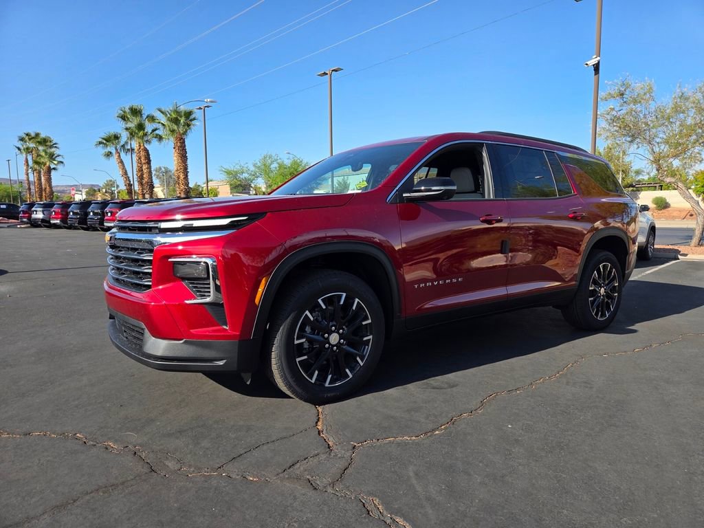 2026 Chevrolet Traverse photo 2
