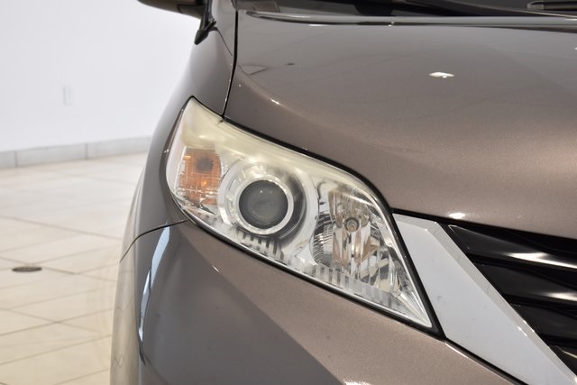 Used 2014 Toyota Sienna LE with VIN 5TDKK3DC9ES470914 for sale in Kenosha, WI