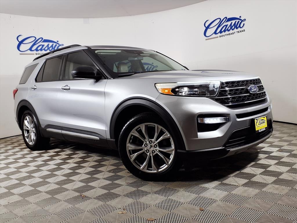 2020 Ford Explorer XLT's photo