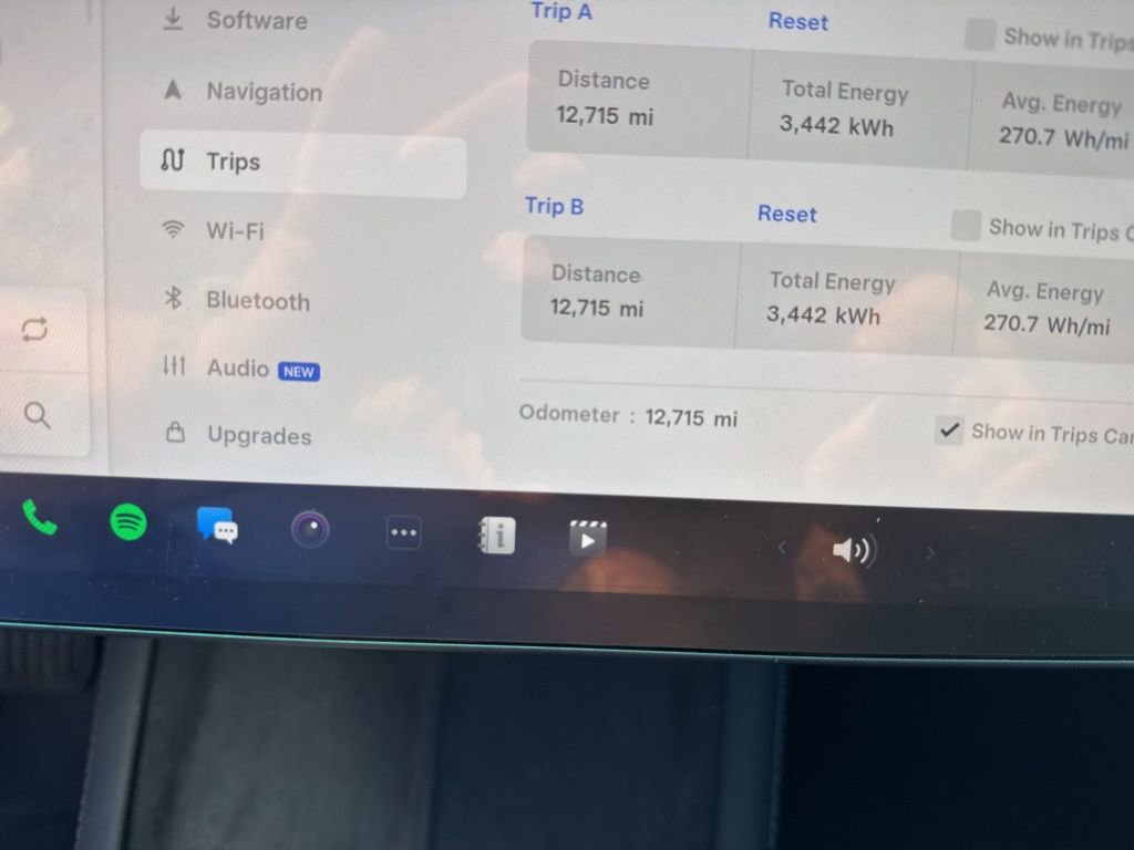2024 Tesla Model 3 photo 11