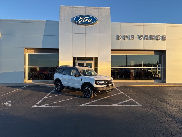 2025 Ford Bronco Sport Outer Banks's photo