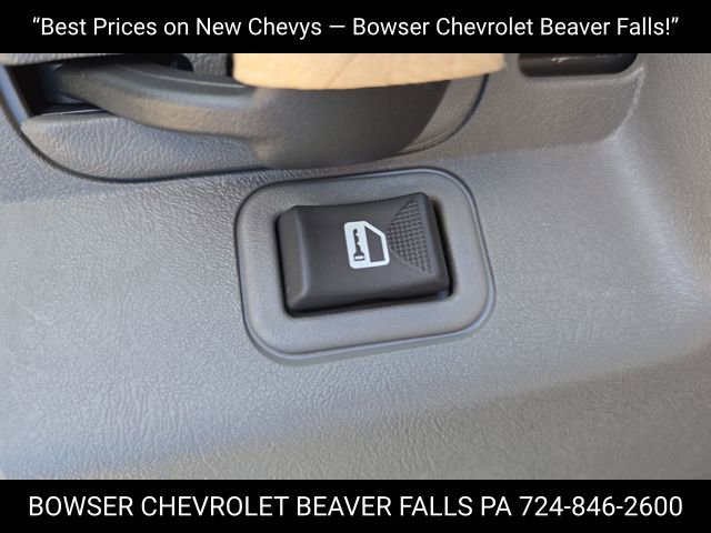 2025 Chevrolet Express 2500 Work Van Cargo photo 4