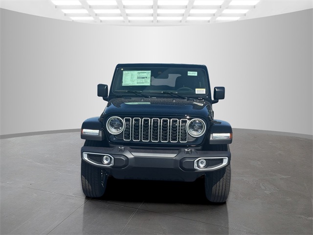 2025 Jeep Wrangler Sahara photo 2