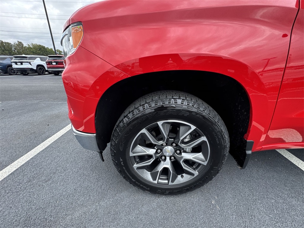 2022 Chevrolet Silverado 1500 LT photo 10