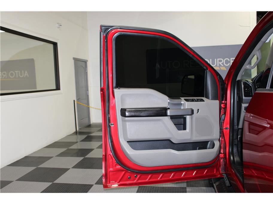 2019 Ford F-150 XLT photo 10