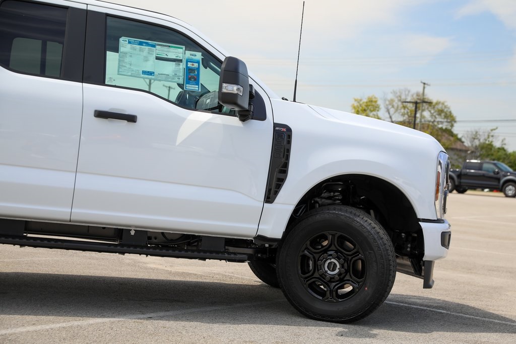 2025 Ford F-350 XL photo 7
