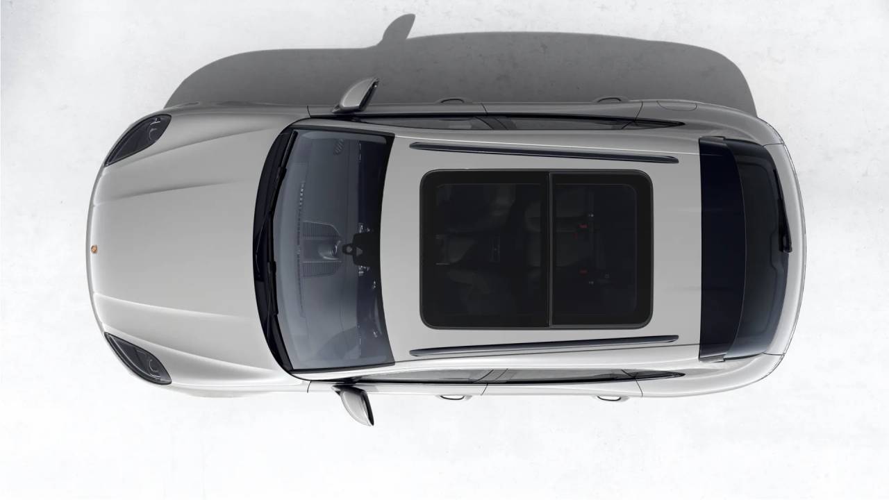 2026 Porsche Macan T photo 6