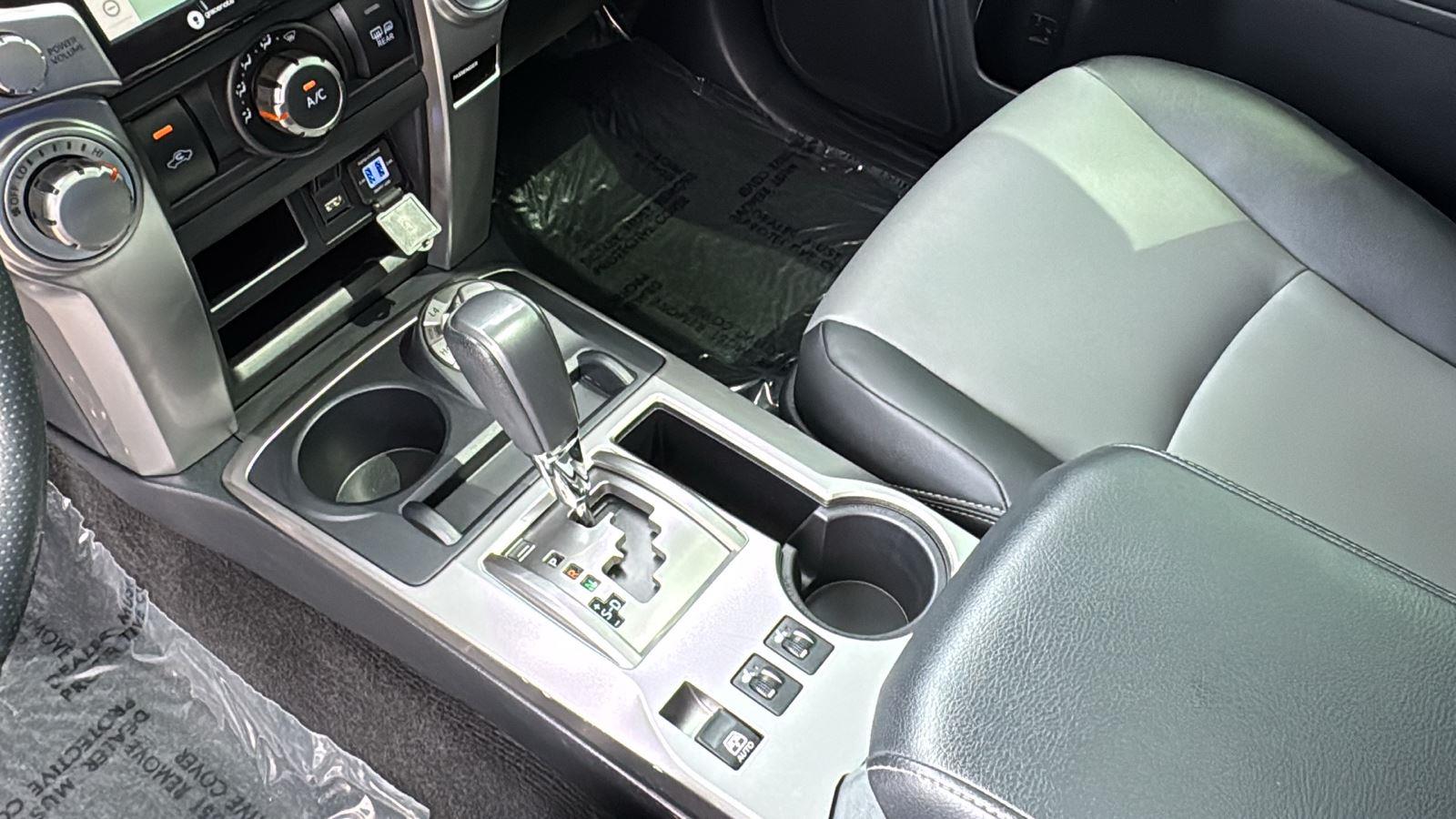 2023 Toyota 4Runner SR5 Premium photo 24