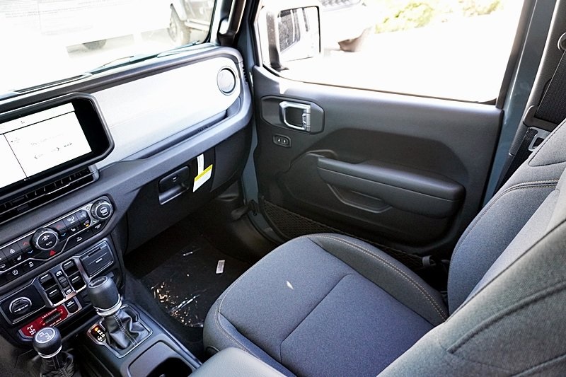 New 2025 Anvil Clear-Coat Exterior Paint Jeep Willys image 29