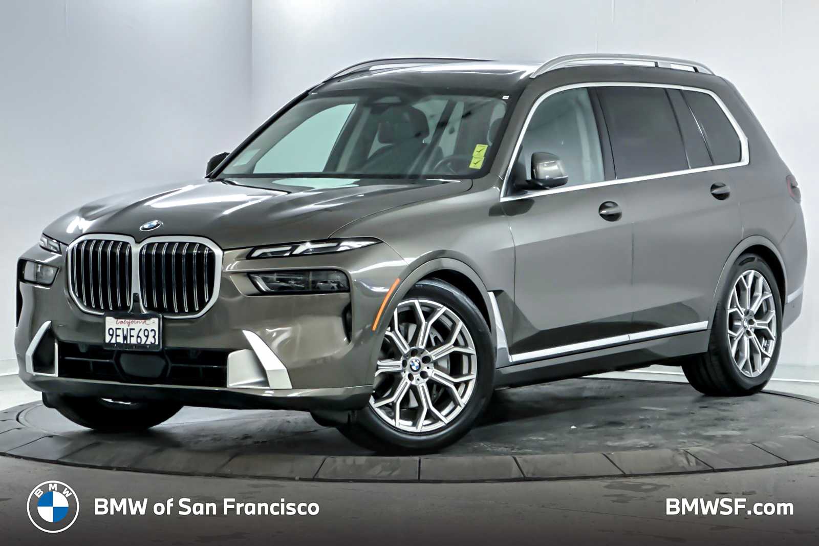 2023 BMW X7