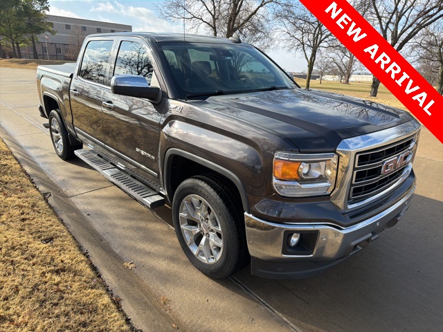 2015 GMC Sierra 1500 SLT's photo