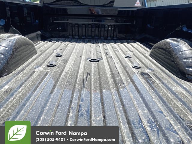 New 2025 Agate Black Metallic Ford Platinum image 36