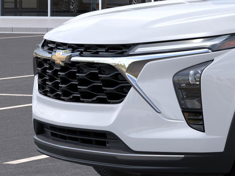 2025 Chevrolet Trax LT photo 13