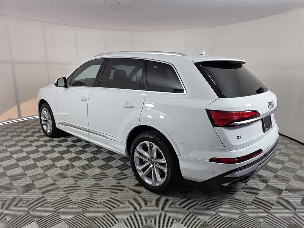 2025 Audi Q7 55 Premium photo 4