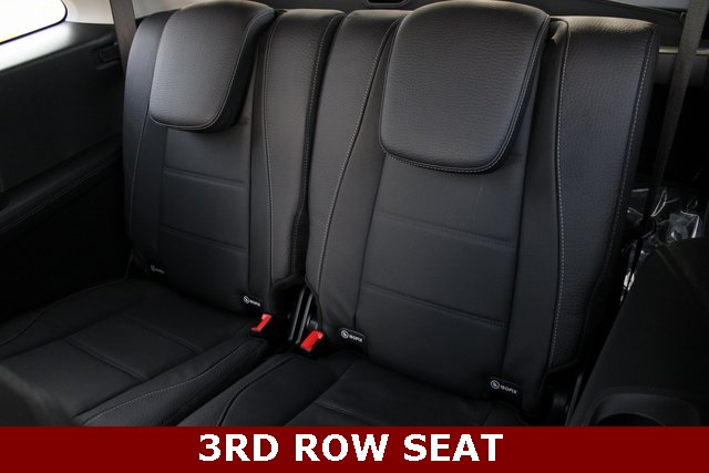 2026 Mercedes Benz GLS 450 4MATIC photo 17