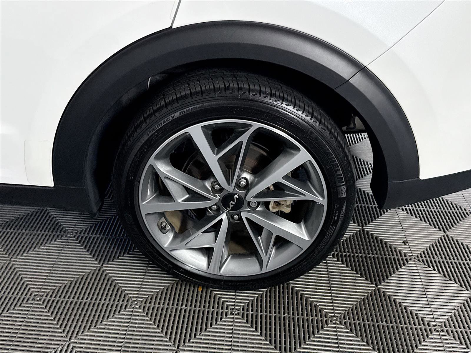 2022 Kia Niro Touring Special Edition photo 29