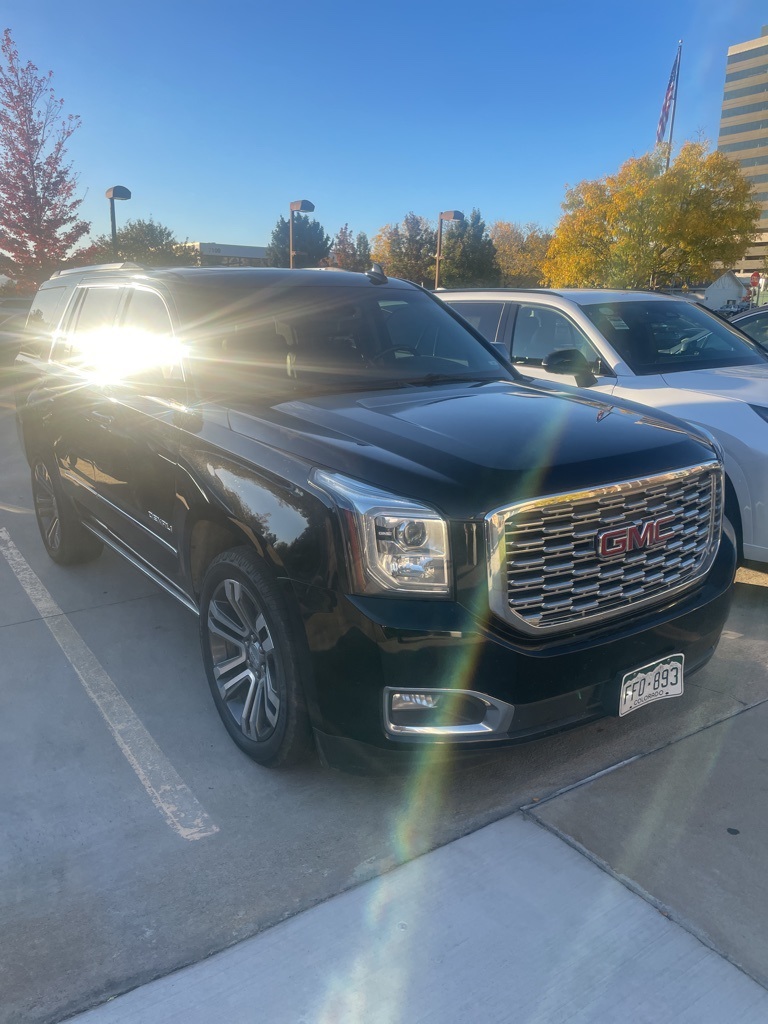 2018 Gmc Yukon Denali photo 2