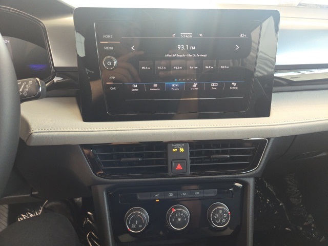 2025 Volkswagen Taos S photo 15