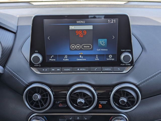 2025 Nissan Sentra SV photo 16