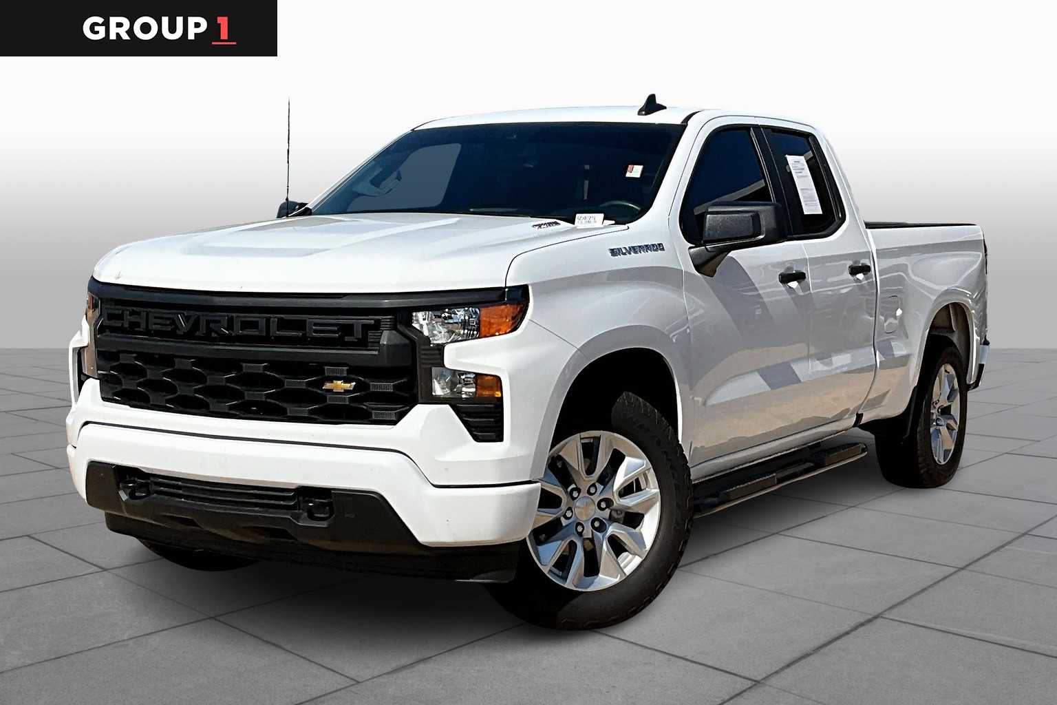 2024 Chevrolet Silverado 1500 Custom's photo