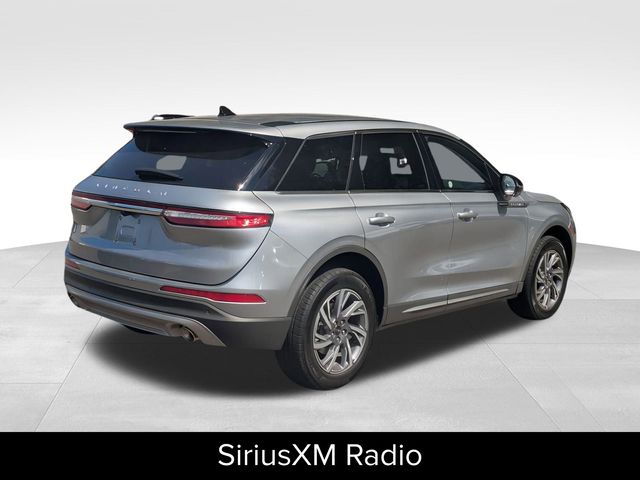 2023 Lincoln Corsair Standard photo 3