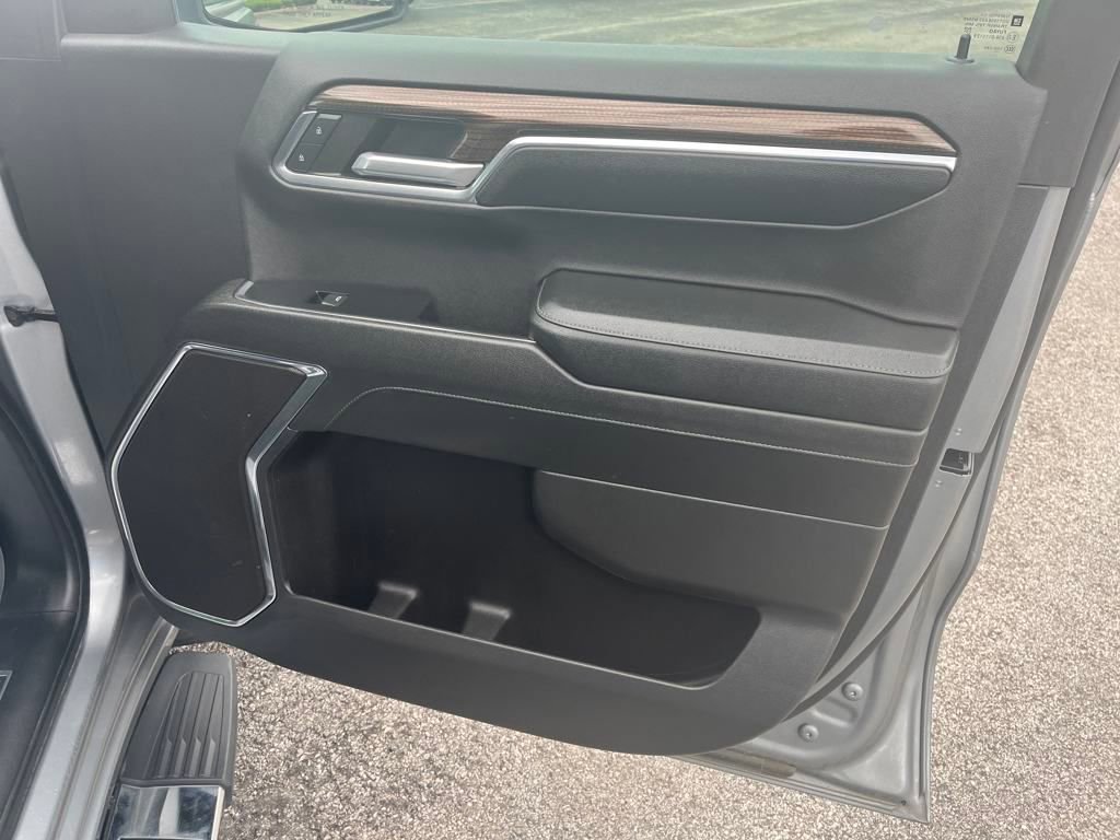 2023 Chevrolet Silverado 1500 LT photo 23