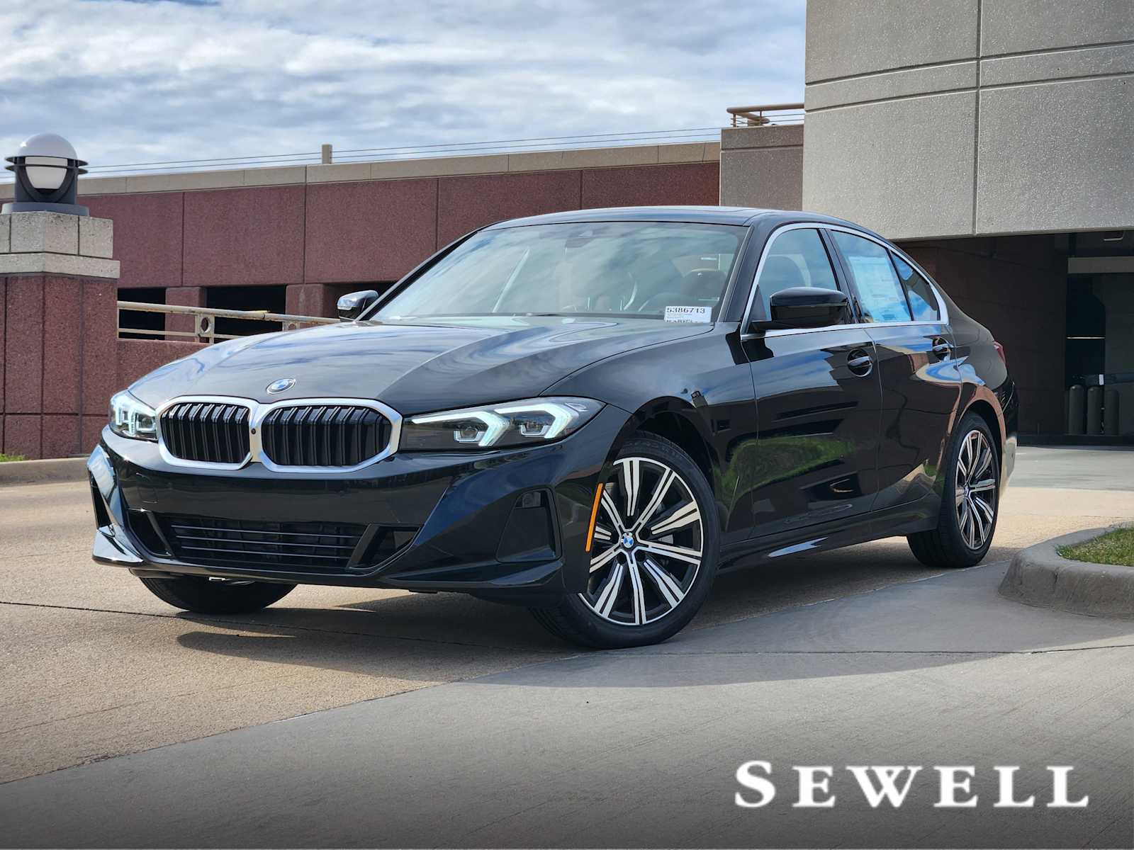 2026 BMW 3 Series 330i's photo