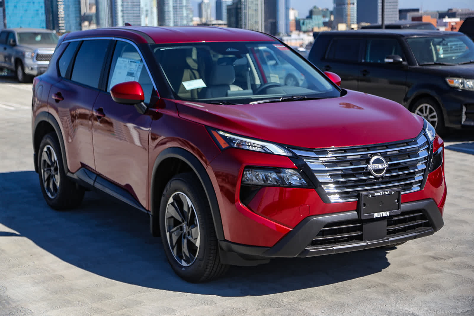 2025 Nissan Rogue SV photo 3