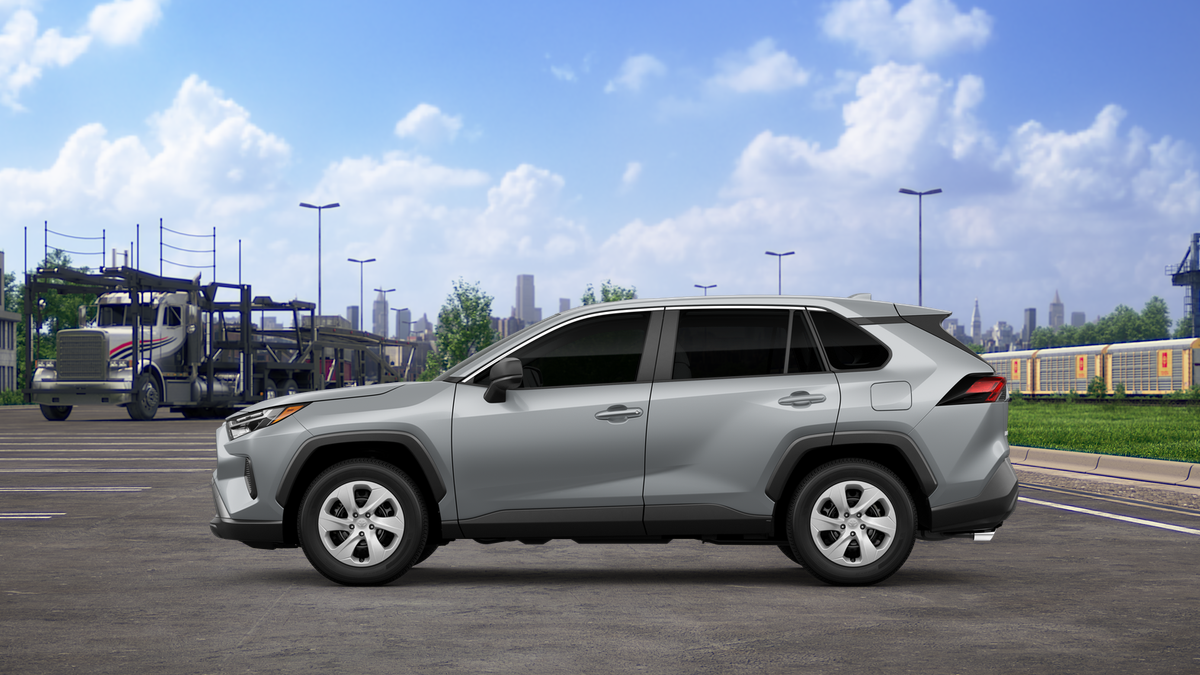 2025 Toyota RAV4 LE photo 4