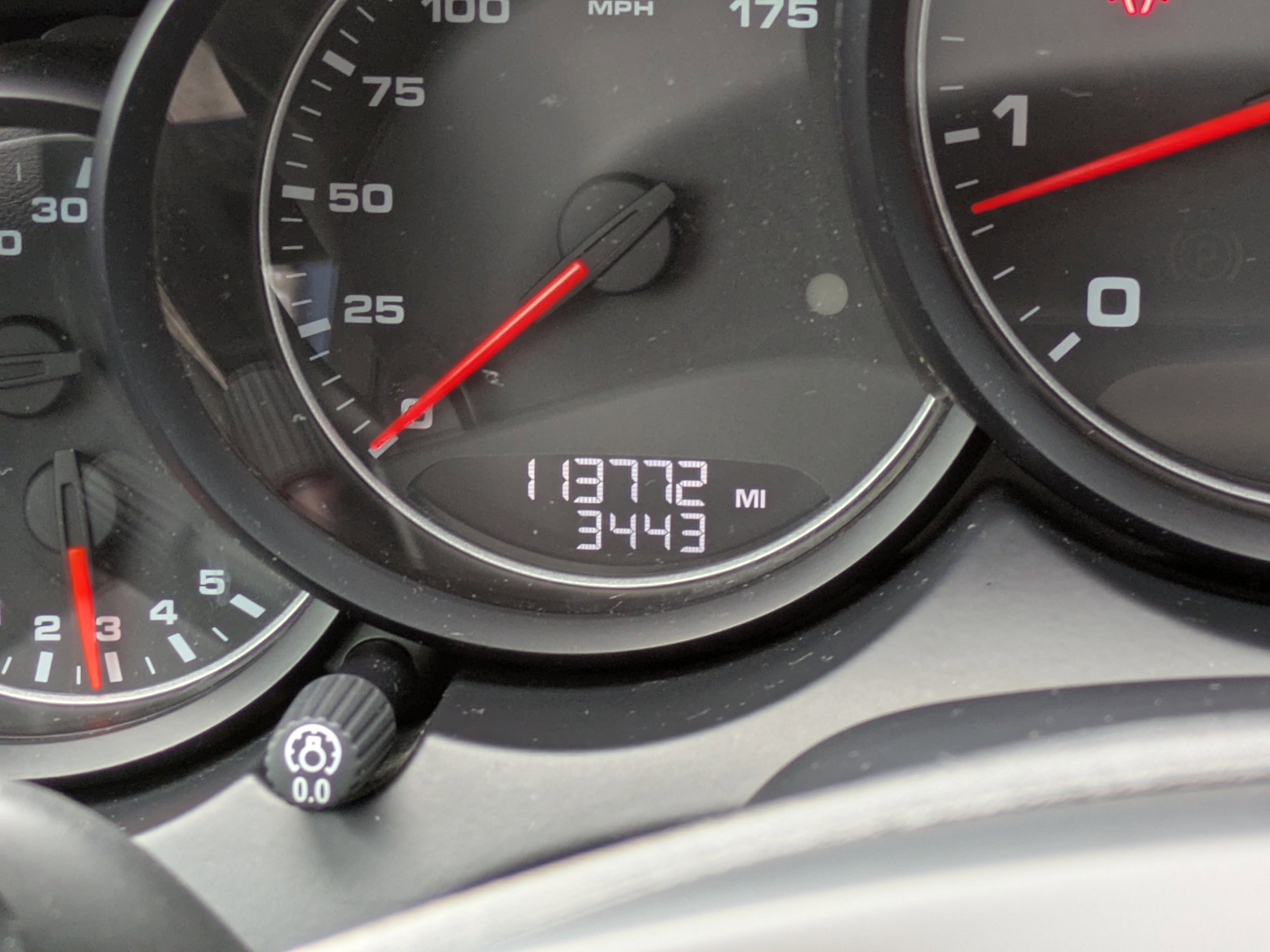 2011 Porsche Cayenne photo 21