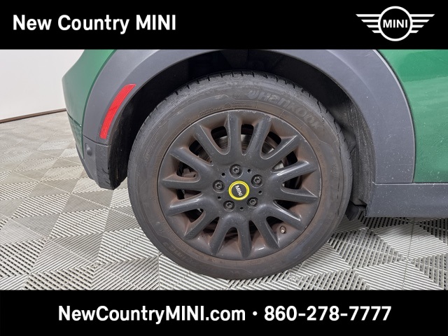 2022 Mini Cooper SE Signature photo 9