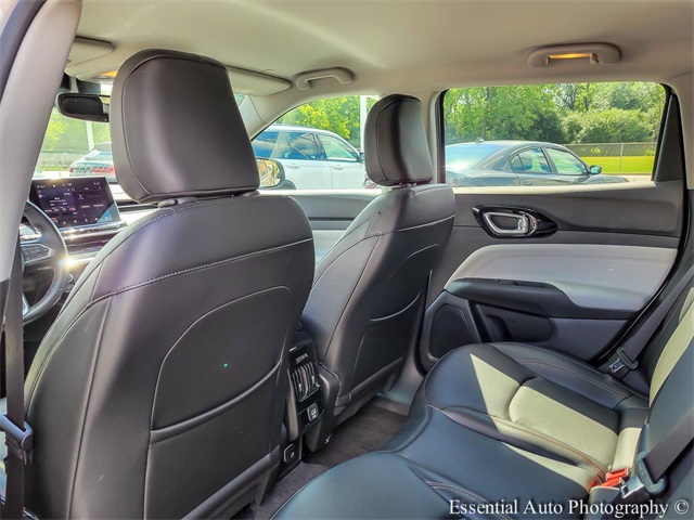 2022 JEEP COMPASS - Image 11